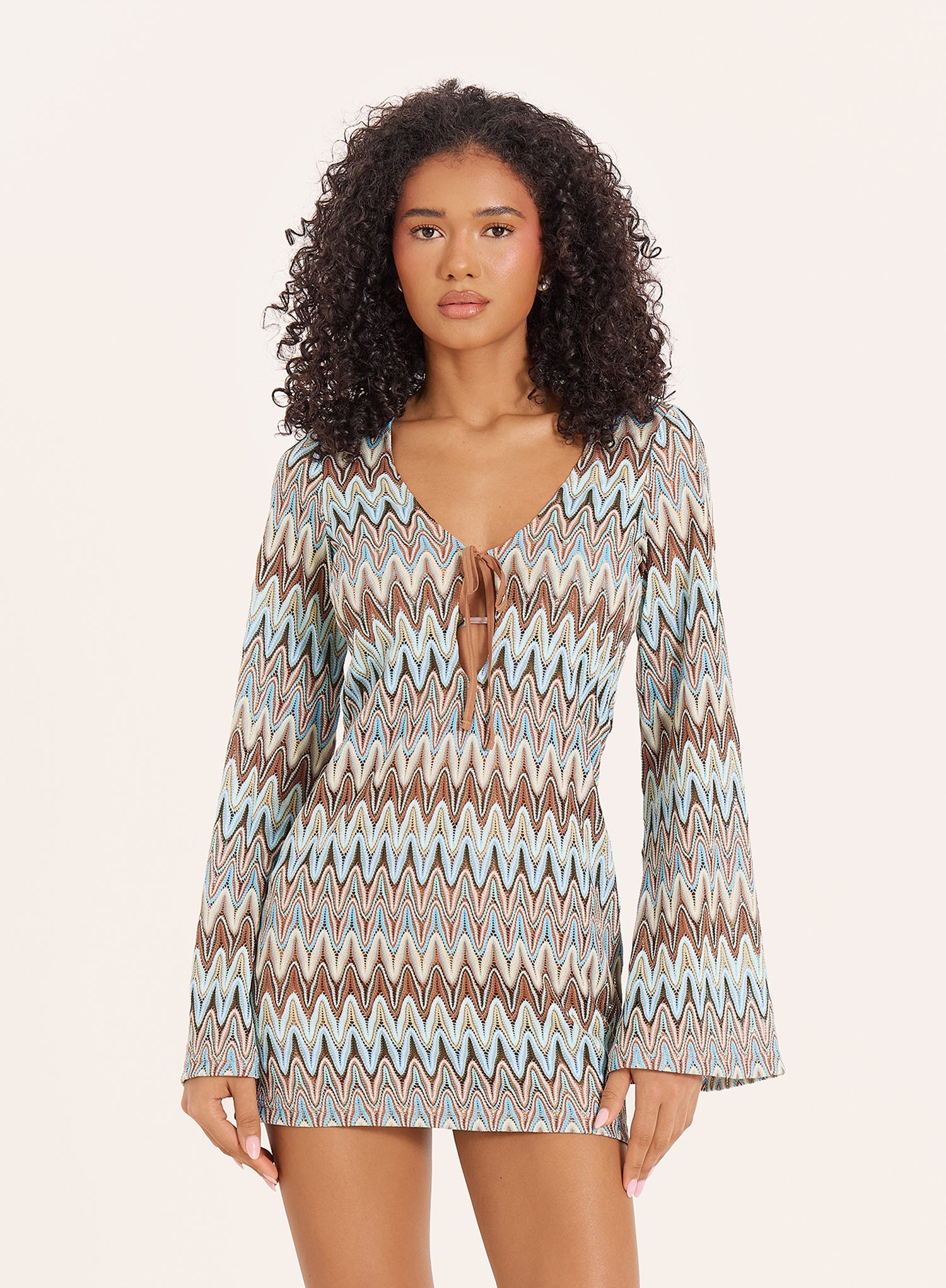 Abstract Chevron Print Knitted Keyhole Mini Dress